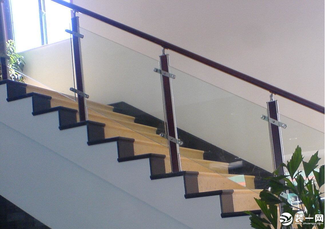 楼梯扶手种类 栏杆扶手有哪些种类